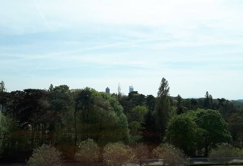 اتاق استاندارد, Crowne Plaza Lyon   Cité Internationale