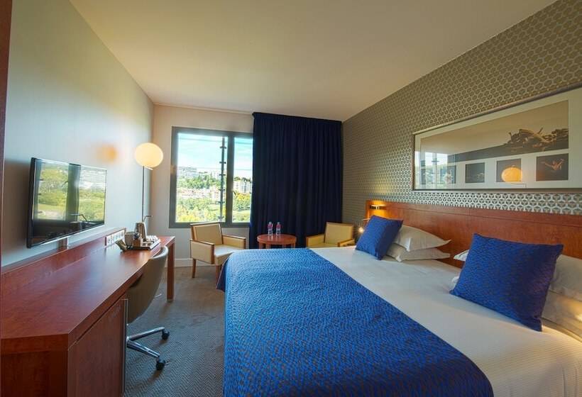 اتاق استاندارد, Crowne Plaza Lyon   Cité Internationale