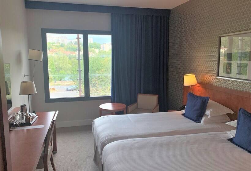스탠다드 룸, Crowne Plaza Lyon   Cité Internationale