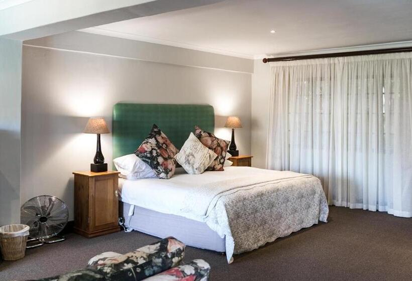 اتاق استاندارد, Hide Away Guest House