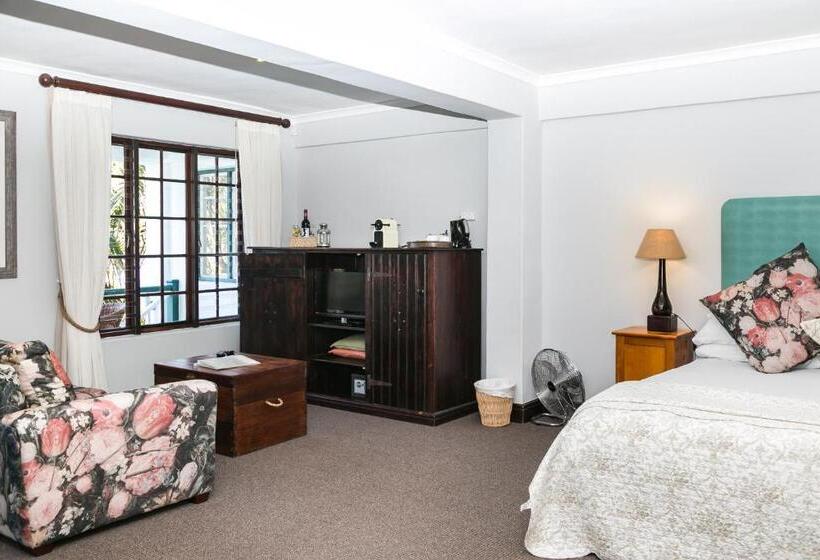 اتاق استاندارد, Hide Away Guest House