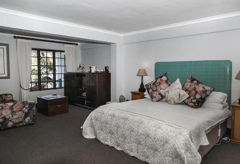 اتاق استاندارد, Hide Away Guest House