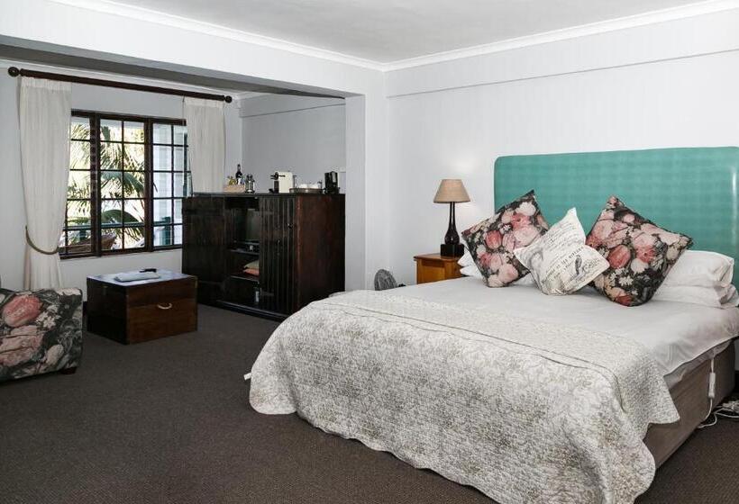 اتاق استاندارد, Hide Away Guest House