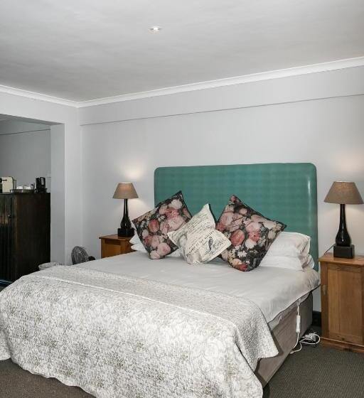 اتاق استاندارد, Hide Away Guest House