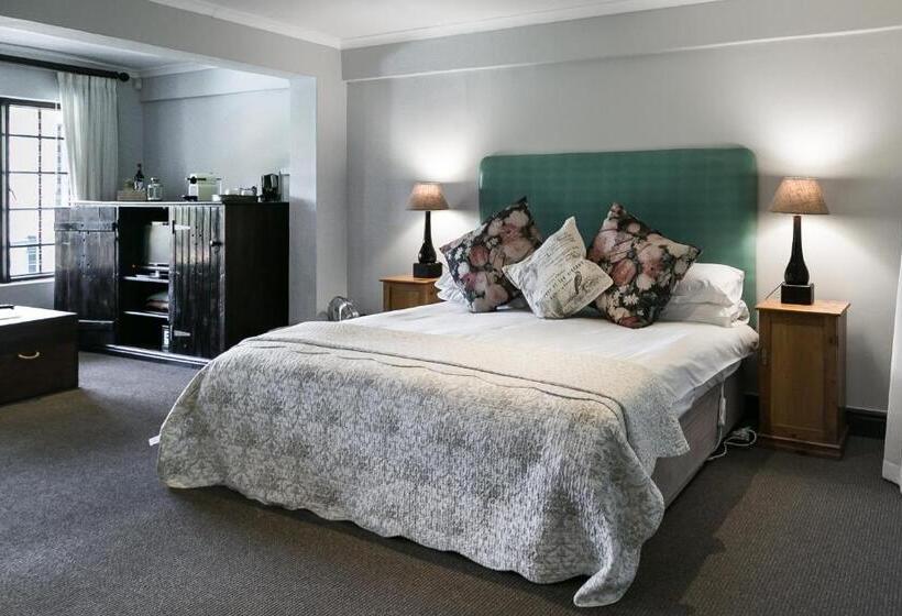 اتاق استاندارد, Hide Away Guest House