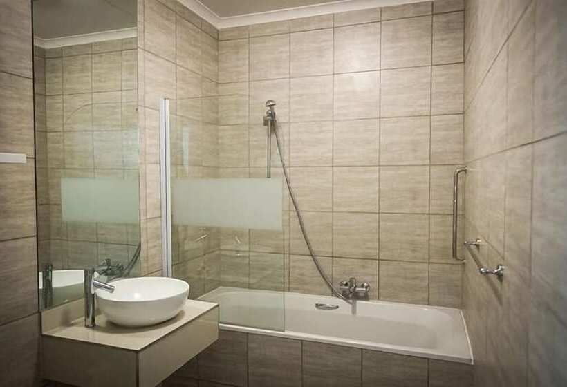 חדר משפחתי, Palm Lodge Guest House