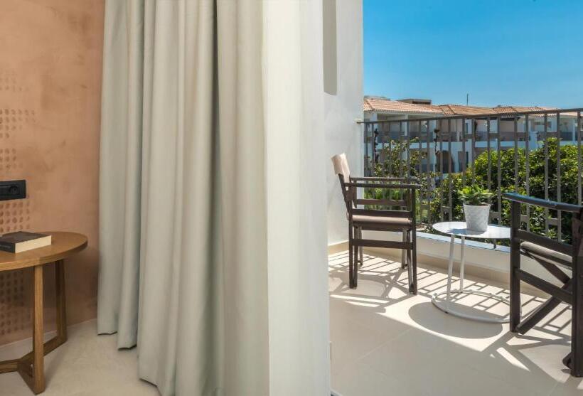 Люкс, Bitzaro Grande Hotel & Suites