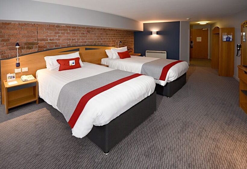 Quarto Estandar, Holiday Inn Express Liverpool Albert Dock, An Ihg