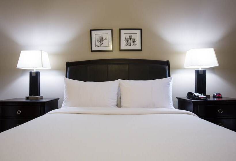 スイート, Capital Suites Yellowknife