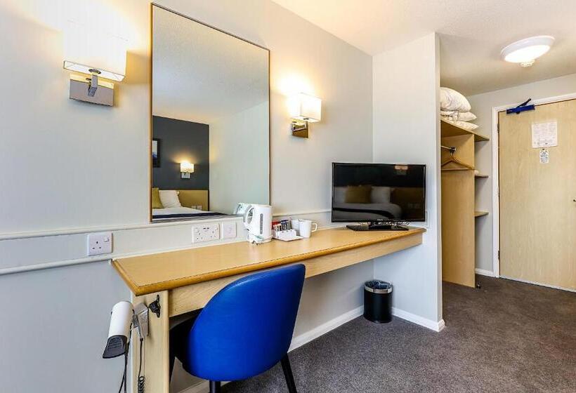 Номер Стандарт, Days Inn Hotel Sedgemoor