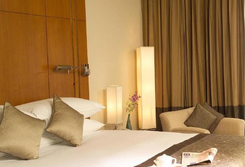 اتاق سوپریور, Radisson Blu Dhaka Water Garden