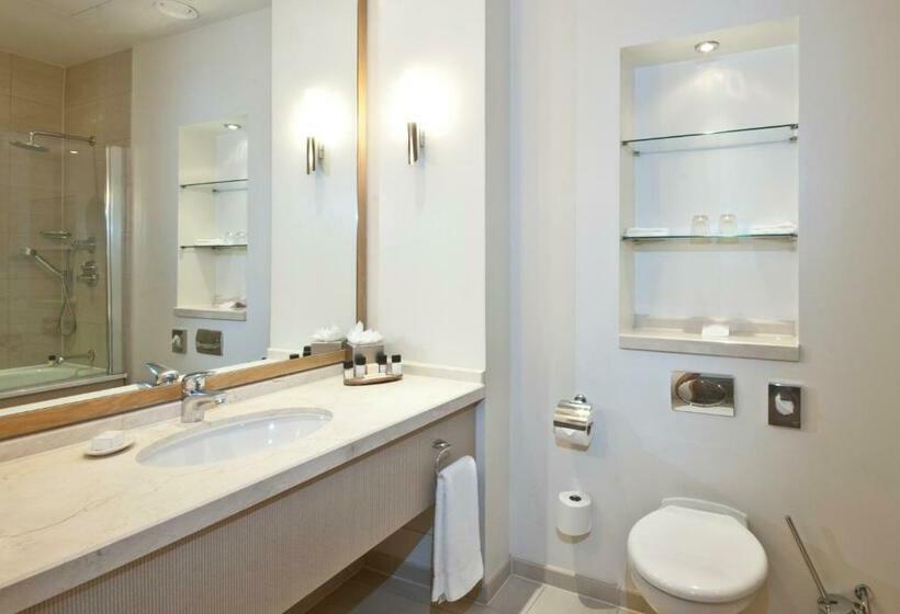 Camera Deluxe, The Park City Grand Plaza Kensington
