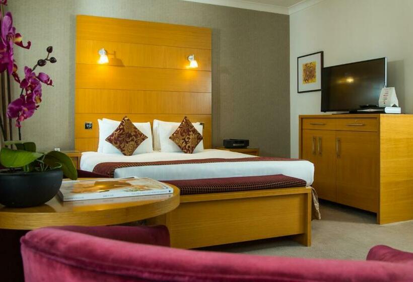 Camera Executive, The Park City Grand Plaza Kensington