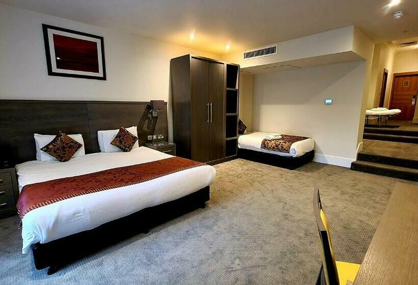 Suite Familiare, The Park City Grand Plaza Kensington