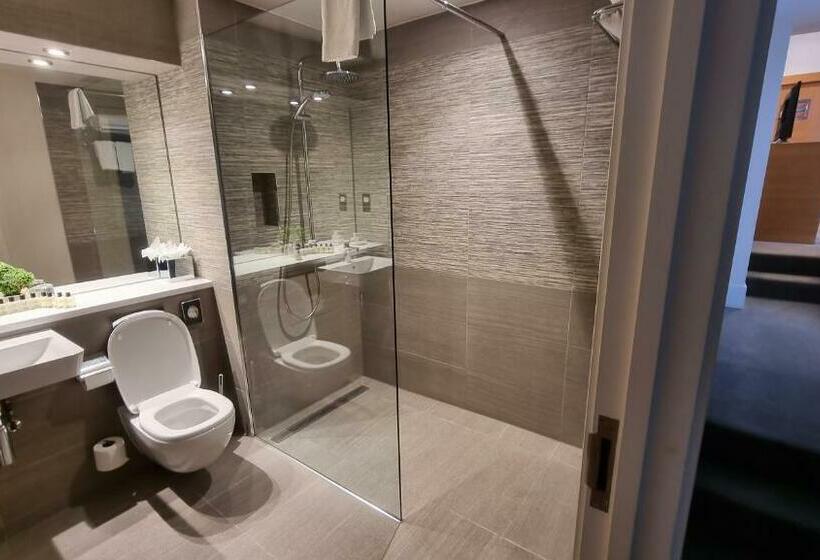 Tripla Executive, The Park City Grand Plaza Kensington