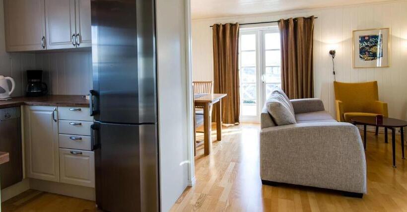 带4个卧室的公寓, Vesterålen Kysthotell