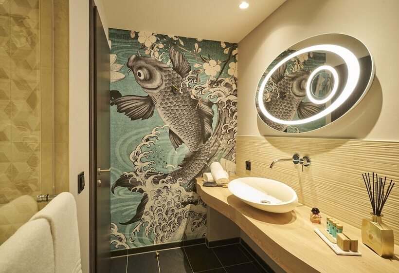 اتاق لوکس سه تخته, Classic Hotel Harmonie