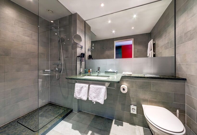 اتاق استاندارد, Hilton Garden Inn Stuttgart Neckarpark