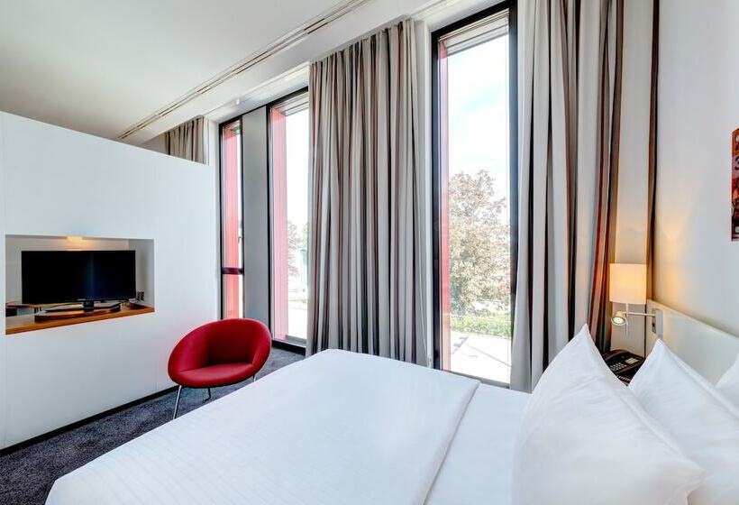 سوییت جونیور, Hilton Garden Inn Stuttgart Neckarpark