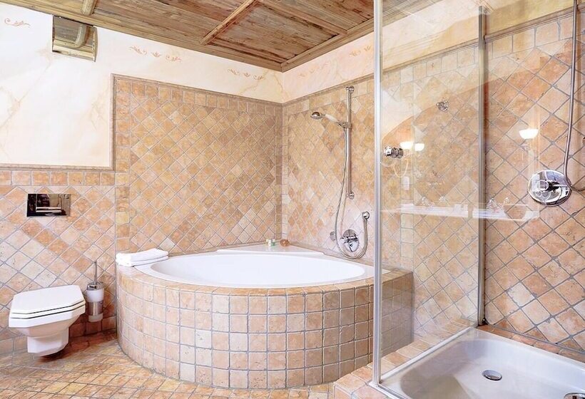 غرفة رومانسية, Historik Hotel Gotisches Haus Garni