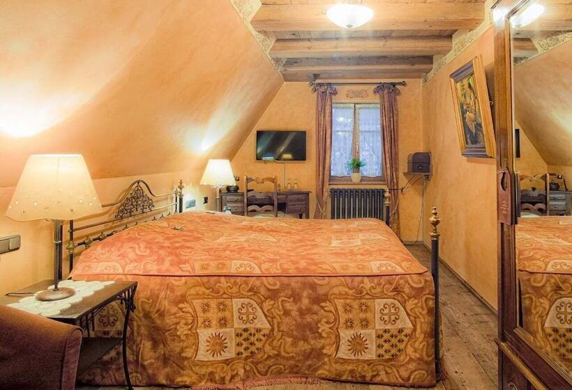 Romantikzimmer, Historik Hotel Gotisches Haus Garni