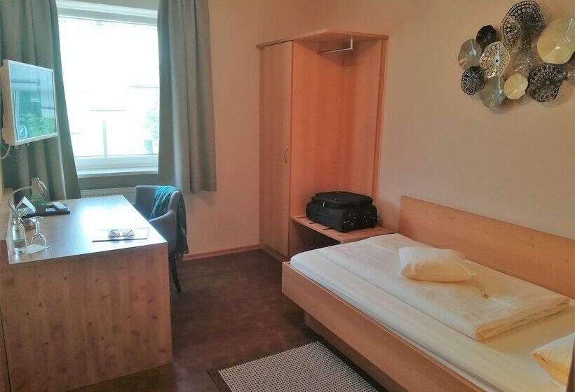 标准三人间, Landgasthof Euringer