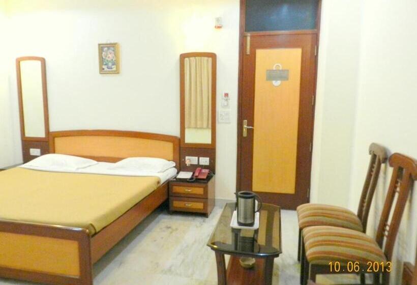 اتاق پرمیوم, Tara Palace Chandni Chowk