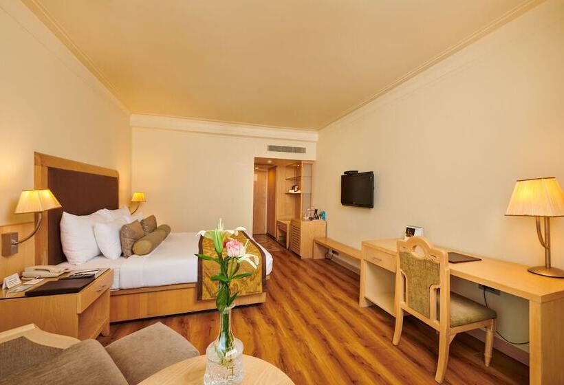 Номер Superior, The Pride Hotel, Nagpur