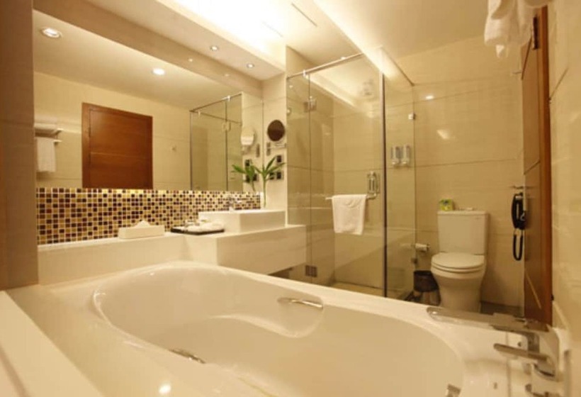 اتاق لوکس, Yuanhua International Grand