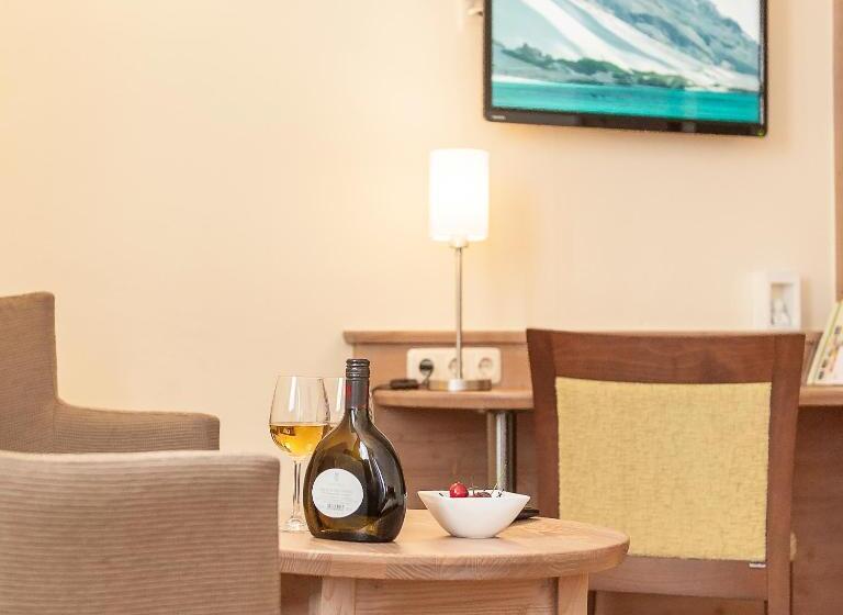 Номер Комфорт, Löwen Hotel & Restaurant