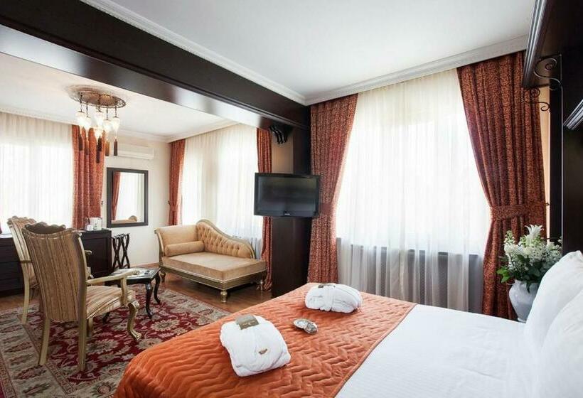 سوییت جونیور, Ottoman Hotel Imperial Special Category