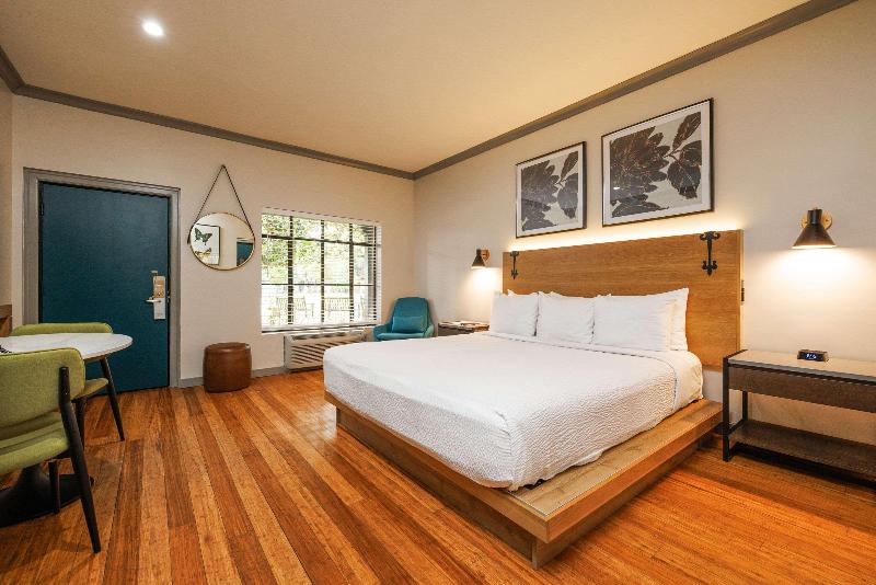 Семейный Номер, Blu Hotel Almansa