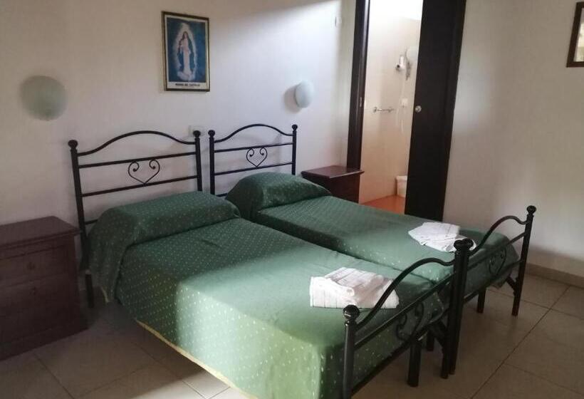 اتاق استاندارد, Holiday Residence