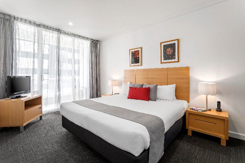 آپارتمان مدیریتی 2 خوابه, Quest Southbank