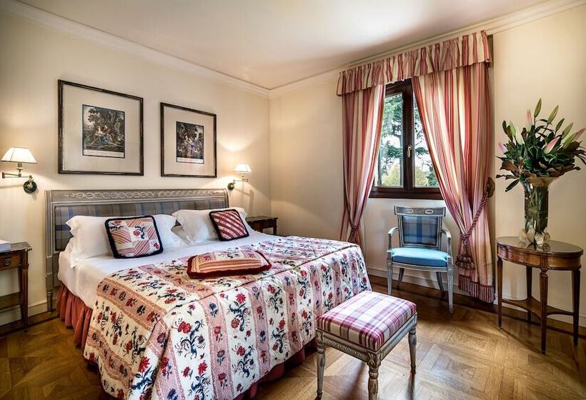 수피리어 룸, Villa Franceschi Hotel & Resort