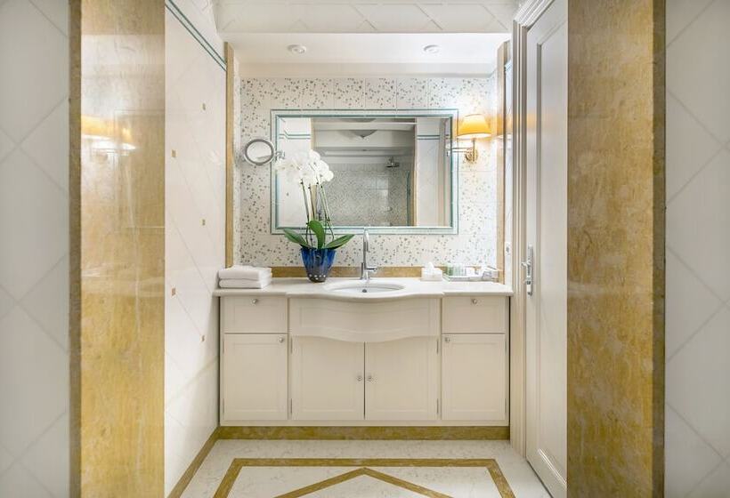 수피리어 룸, Villa Franceschi Hotel & Resort