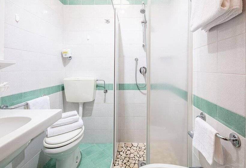اتاق استاندارد یک نفره, Villa D Este