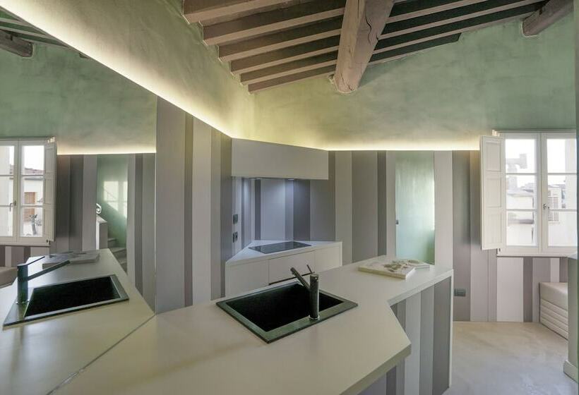 سوئیت پرزیدنت, Palazzo Dei Ciompi Suites