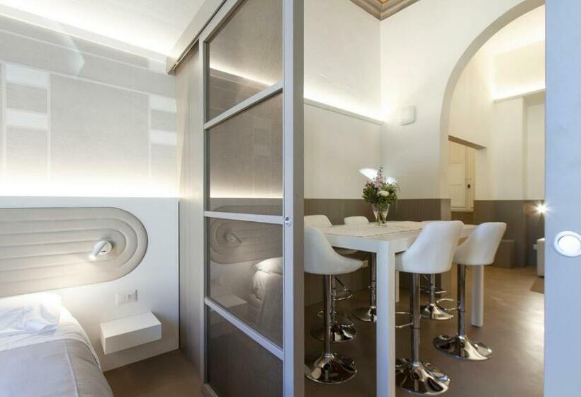 سوئیت دلوکس 2 خوابه, Palazzo Dei Ciompi Suites
