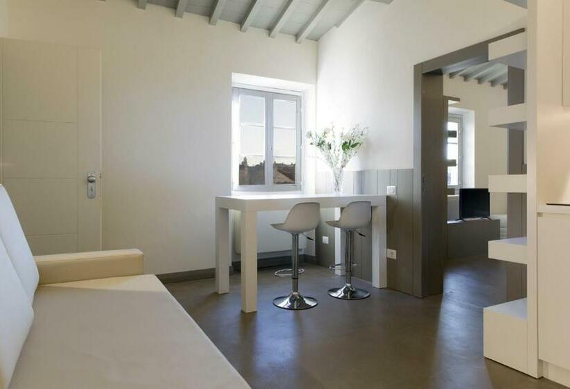 سوییت لوکس, Palazzo Dei Ciompi Suites
