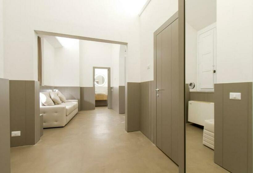 سوئیت دلوکس 2 خوابه, Palazzo Dei Ciompi Suites