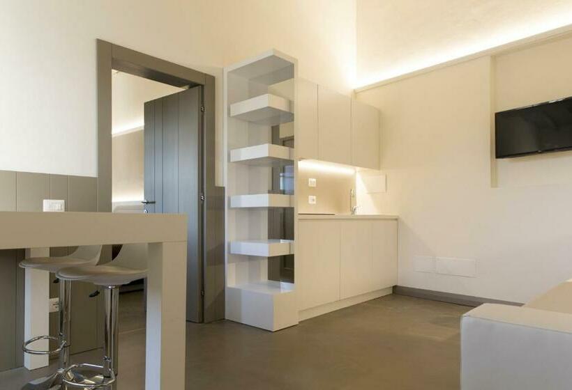 سوییت لوکس, Palazzo Dei Ciompi Suites