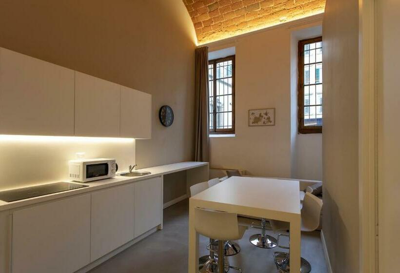 سوئیت پرزیدنت, Palazzo Dei Ciompi Suites
