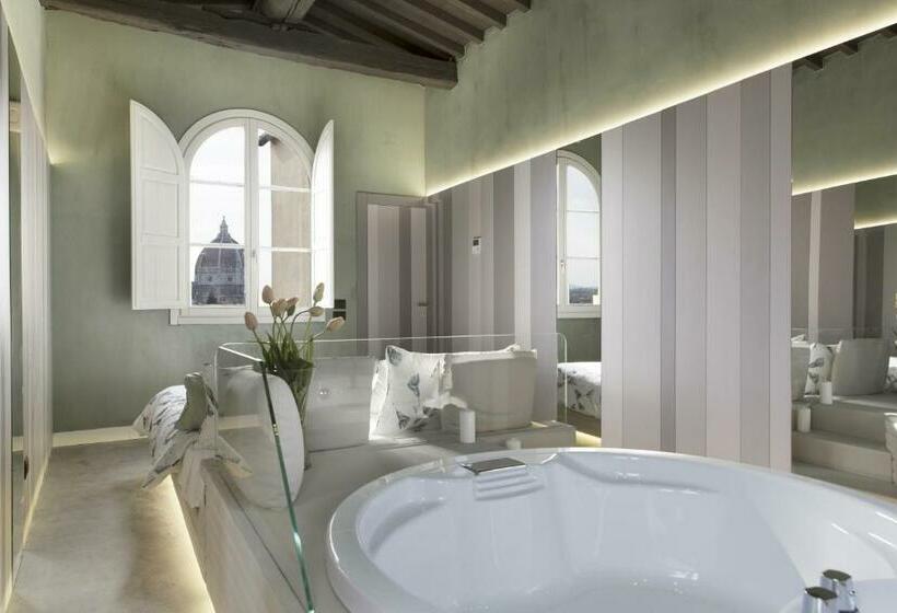 1 Bedroom Penthouse Apartment, Palazzo Dei Ciompi Suites