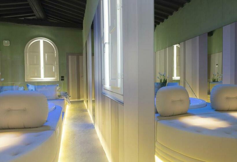 1 Bedroom Penthouse Apartment, Palazzo Dei Ciompi Suites