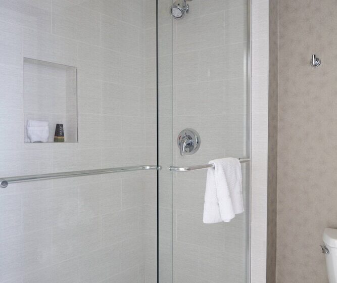 اتاق استاندارد با 2 تخت دوبل, Hartford Marriott Downtown
