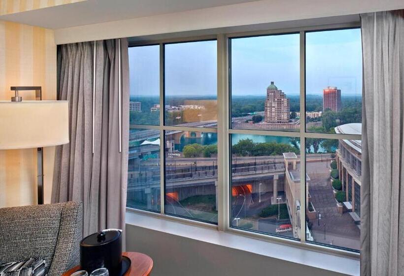 اتاق استاندارد با 2 تخت دوبل, Hartford Marriott Downtown