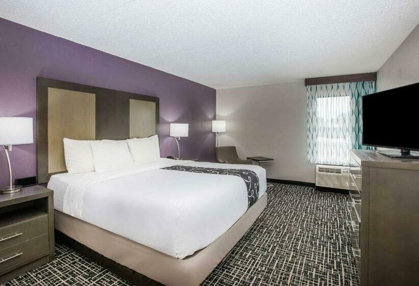 اتاق استاندارد با تخت بزرگ, La Quinta Inn By Wyndham Davenport & Conference Center