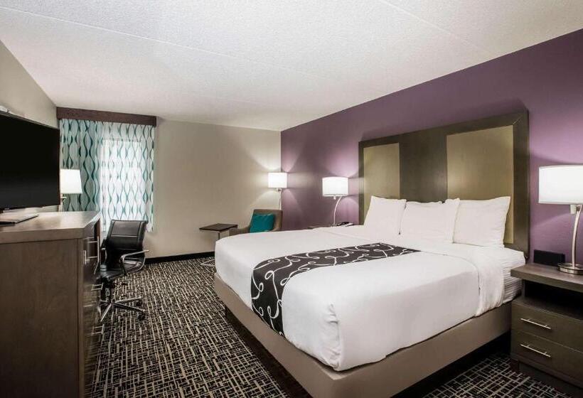 اتاق استاندارد با تخت بزرگ, La Quinta Inn By Wyndham Davenport & Conference Center