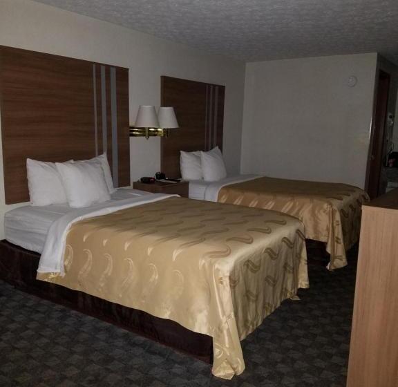 스탠다드 룸 더블 침대 2개, Quality Inn New River Gorge